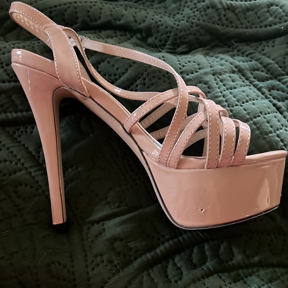 Marc Defang heels - Picture 3 of 3